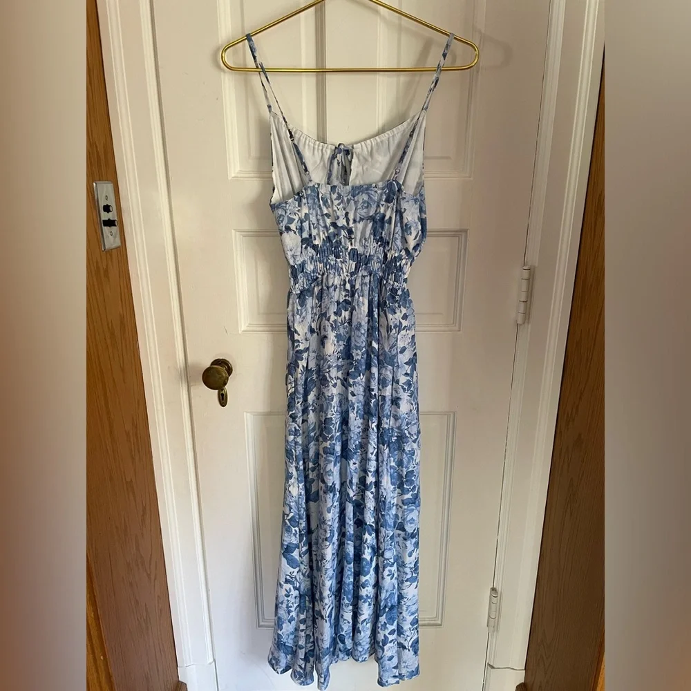 Abercrombie & Fitch Blue Floral Crinkle Maxi Dress NWT Small Petite 159-591-4465